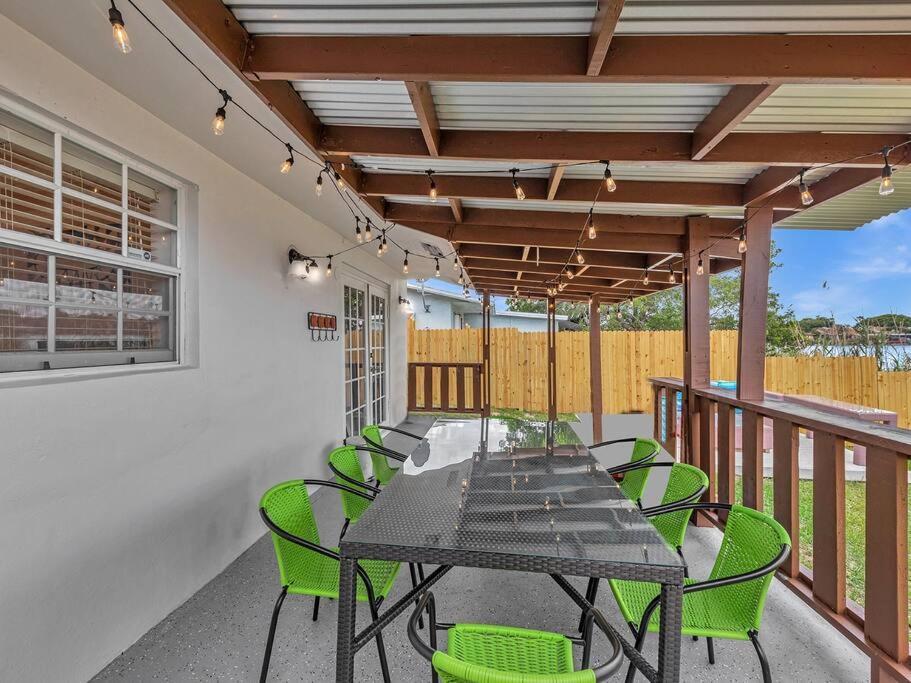 Supervilla - Lakefront - Sunsets, Kayaks, Grill Fort Lauderdale Luaran gambar