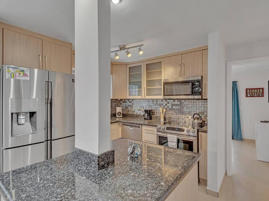 Supervilla - Lakefront - Sunsets, Kayaks, Grill Fort Lauderdale Luaran gambar