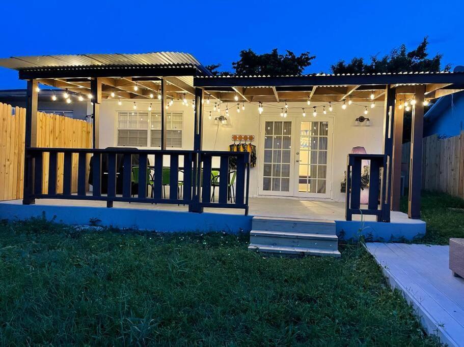 Supervilla - Lakefront - Sunsets, Kayaks, Grill Fort Lauderdale Luaran gambar