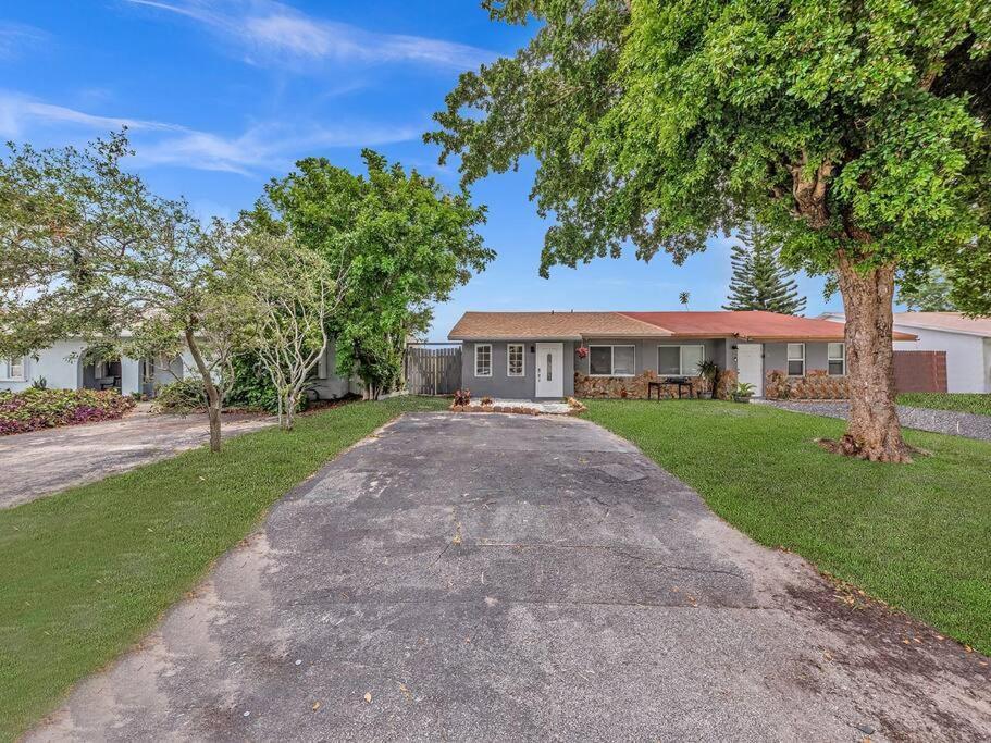 Supervilla - Lakefront - Sunsets, Kayaks, Grill Fort Lauderdale Luaran gambar
