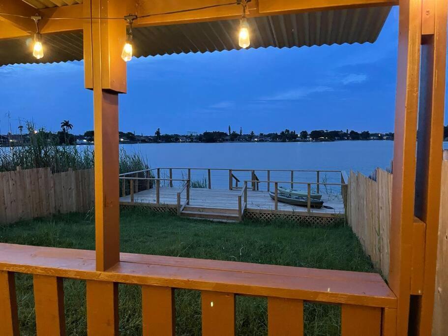 Supervilla - Lakefront - Sunsets, Kayaks, Grill Fort Lauderdale Luaran gambar